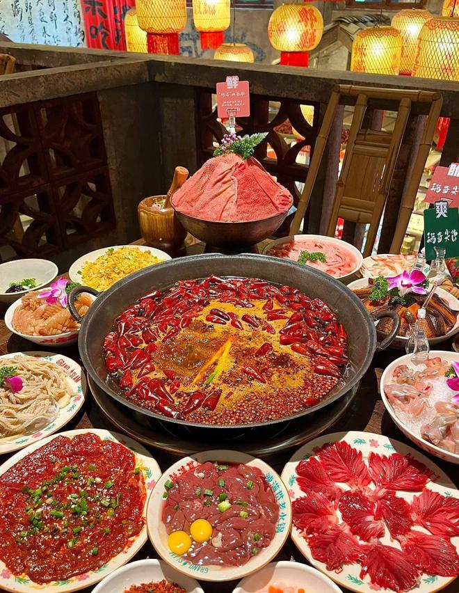 四川火锅的美味秘籍在这里冰球突破技巧辣得