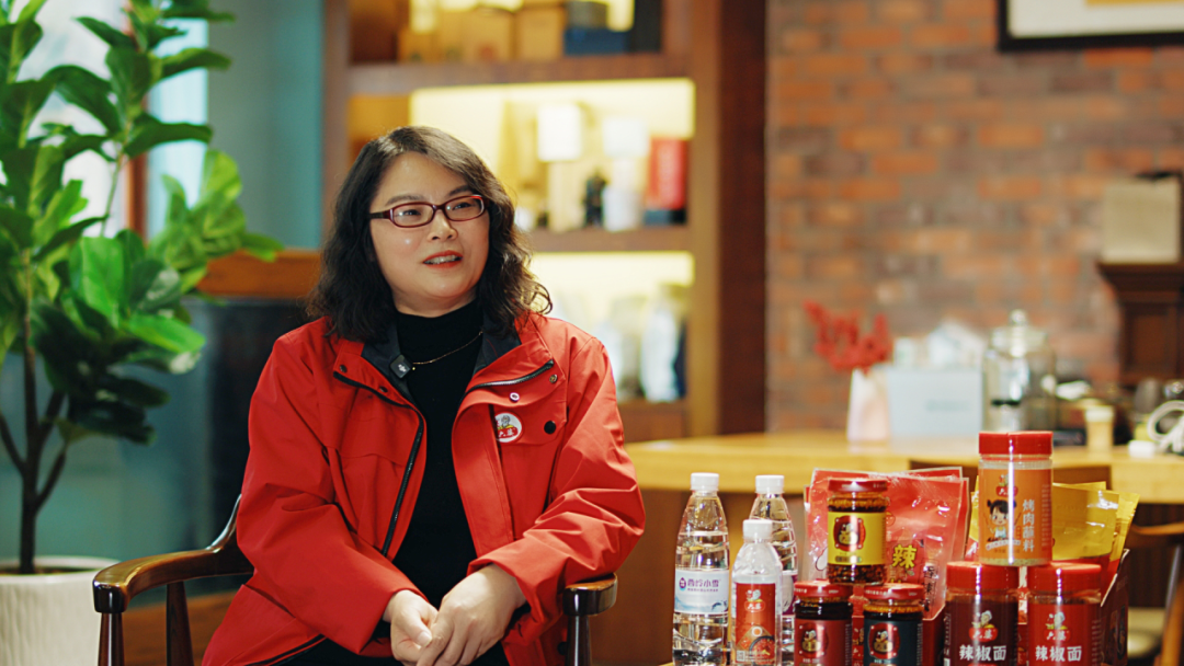 过8亿袋一包辣椒面如何成为万能蘸料冰球突破游戏网站六婆：一年销量超(图1)