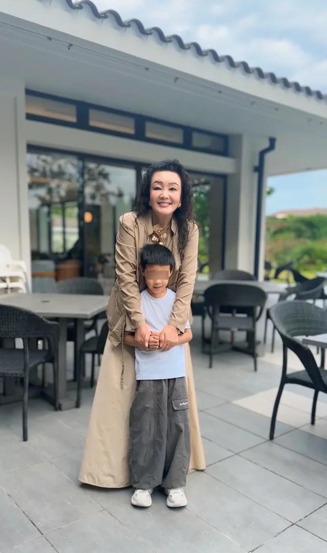 升级美容院老板发长文开撕斥责其心如蛇蝎冰球突破豪华版手机版张兰被催债5万风波