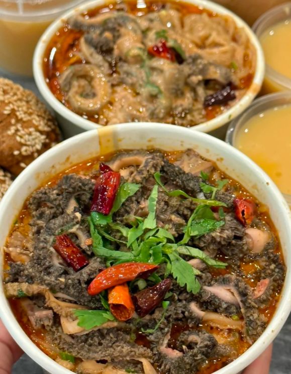 市井：揭秘老北京爆肚的香脆哲学冰球突破豪华版手机版从宫廷到(图1)